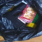 Hallan un arma de fuego abandonada en la Terminal de Buses de La Paz