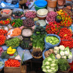 Precios en mercados se mantienen elevados y comerciantes señalan que incide la falta de diésel 