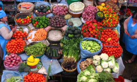 Precios en mercados se mantienen elevados y comerciantes señalan que incide la falta de diésel 