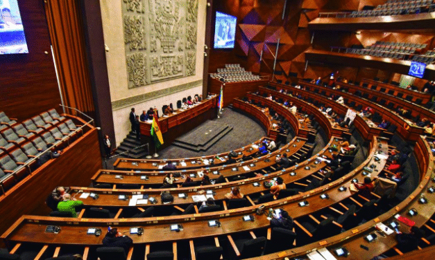 Diputados convocan sesión para analizar ley antiembargos