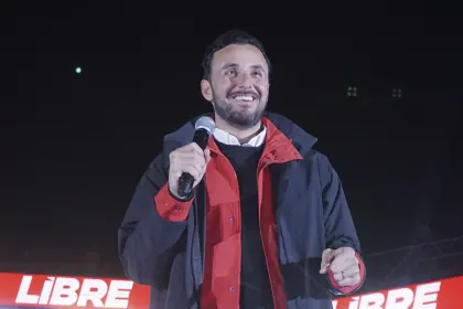 Libre plantea nacionalización condicionada de autos ‘chutos’