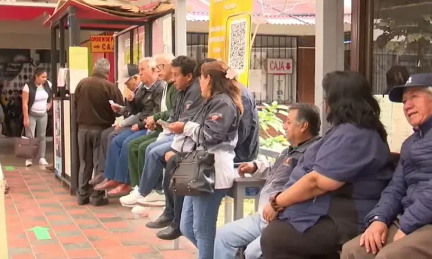 Salud acuerda pago del bono de vacunación en Cochabamba