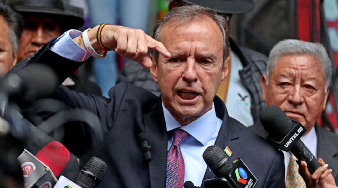Tuto afirma que no eliminará la renta vitalicia por «respeto a la dignidad» de los expresidentes