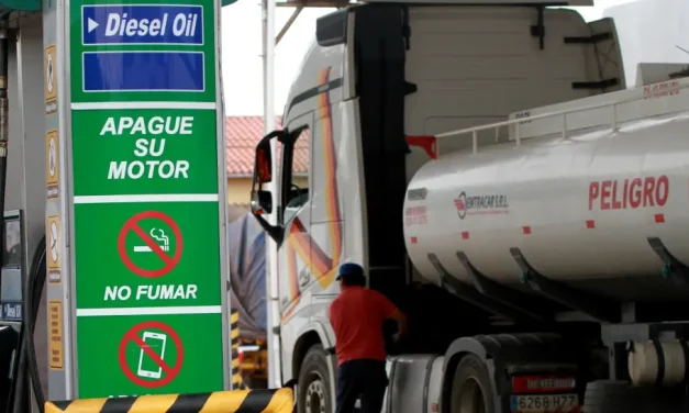 Surtidores cruceños advierten baja de hasta el 40% en la asignación de combustible