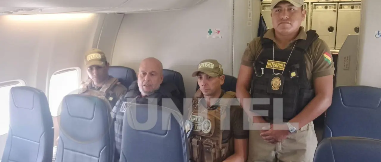 Trasladan a Murillo a La Paz para la audiencia que definirá su situación jurídica