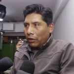 Cercado por tres denuncias, revelan que Flores recibió Bs 209.150 de 13 trabajadores