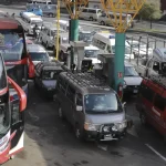 “Los bolivianos necesitamos combustible”: Cívicos cruceños exigen a Arce promulgar ley de importación en emergencia