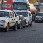 ¿Se normalizará el suministro de combustible? YPFB anunció que este viernes se prevé incrementar los volúmenes