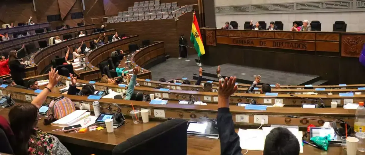 Diputados aprueban fondo lácteo pese a fuerte rechazo
