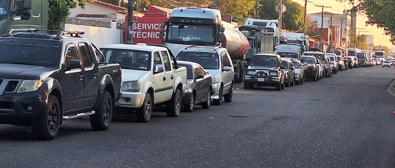 Rige la ley de combustibles: Estas son las nueve claves de la norma que surge para enfrentar la crisis