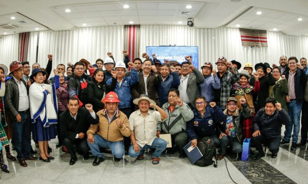Gobierno ordena pago de vacaciones a burócratas que sean despedidos