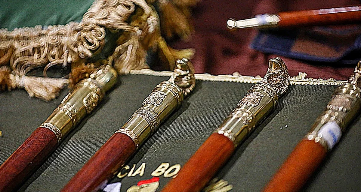 Rodrigo Paz recibirá cuatro bastones de mando en una ceremonia que combinará símbolos republicanos y plurinacionales