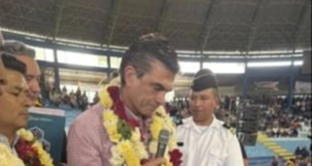 Presidente Paz busca asegurar pago de salarios ante déficit heredado