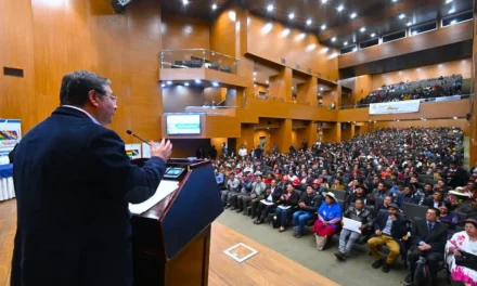 En uno de sus últimos actos, Arce denunció un “bloqueo económico” a su gobierno y defendió su modelo económico