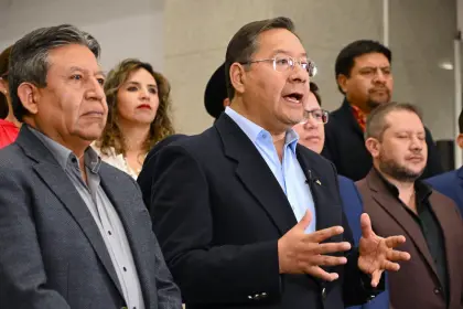 “Es el inicio de la lucha en las calles”, dice Arce tras dejar la Casa Grande 