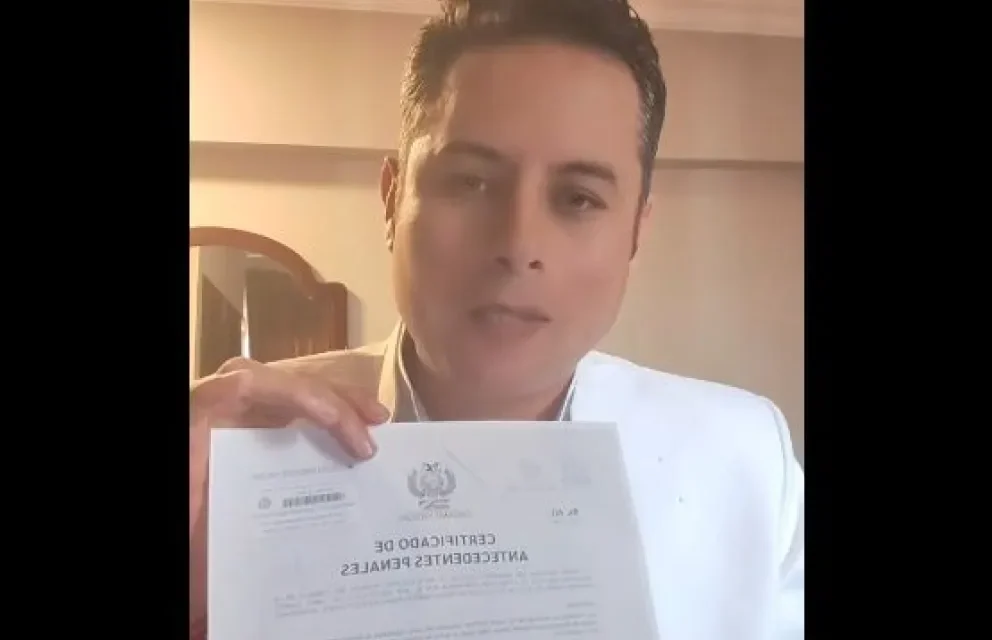 Lara ventila en RRSS tensiones con Rodrigo Paz y defiende a su exabogado y ministro de Justicia