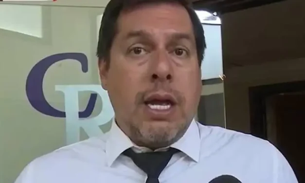 Abogado Martín Camacho niega que tenga la intención de ser ministro como denunció Lara 