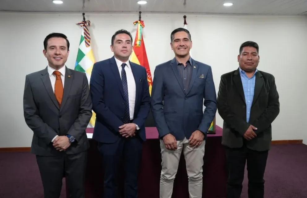 Justiniano posesiona a tres viceministros y perfila un Ministerio más productivo y transparente