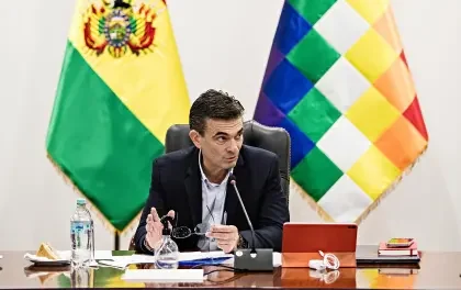 Rodrigo Paz anuncia viaje a Santa Cruz por los desastres y la creación de una comisión de emergencia 