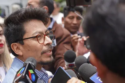 Bolivia y EEUU definen pasos concretos en temas de visado, cielos abiertos y apoyo económico, señala canciller 