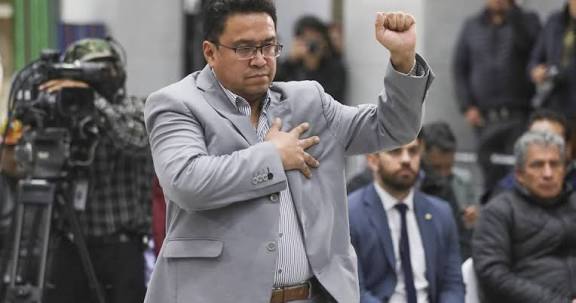 Fiscalía amplía cargos e imputa por organización criminal al exministro Siles y otros implicados en el caso consorcio