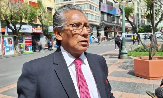 Exconsejero de la Magistratura presenta proyecto de ley para destituir al vicepresidente por ir contra su propio gobierno