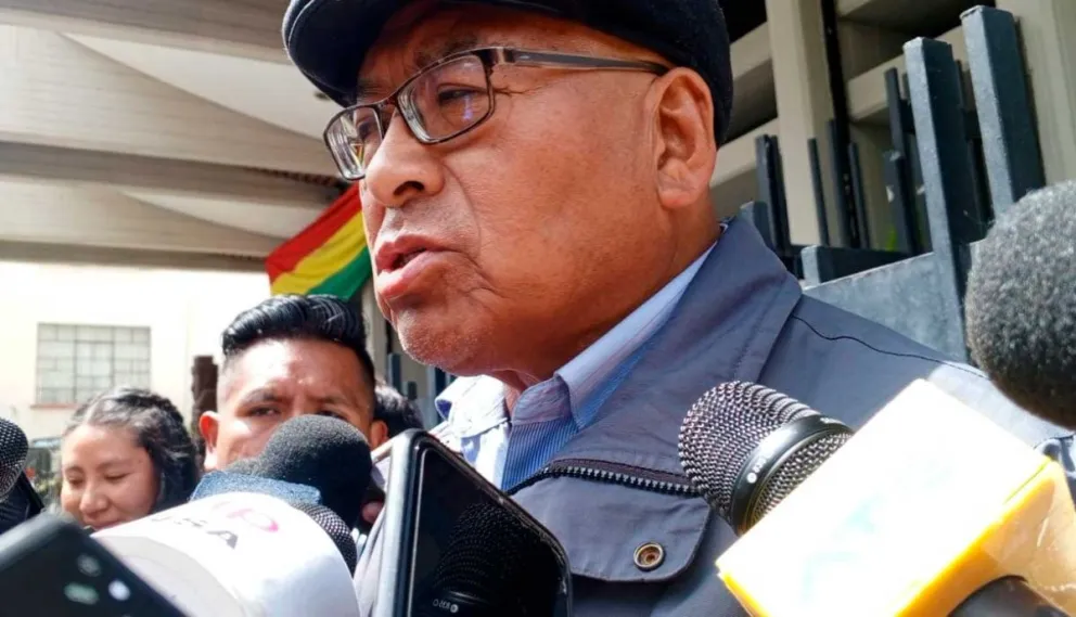 Jubilados esperan que el Gobierno cumpla en enero su promesa de aumentar la Renta Dignidad a Bs 500