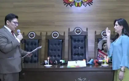 Ante cese de prorrogados, TCP posesiona a Paola Prudencio como nueva presidenta 