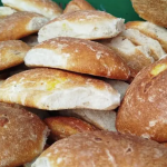 Ya se vende pan a 80 centavos en La Paz; el Gobierno busca frenar el incremento del precio en una reunión clave este jueves