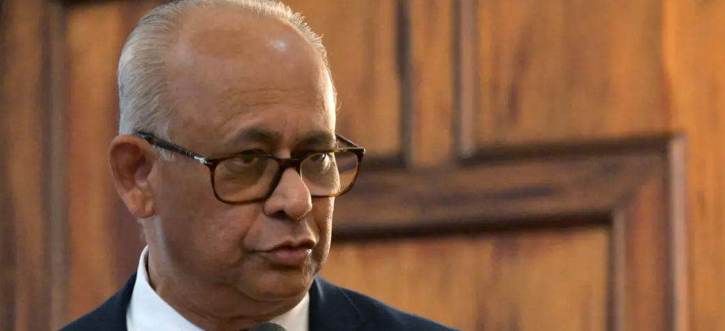 Secretario general de la OEA: “Los problemas económicos y financieros de Bolivia son severos”