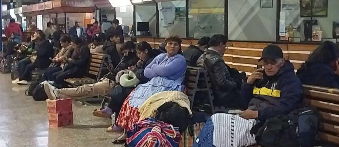 Feriado: Sube la afluencia de viajeros en la terminal de buses de Cochabamba por el fin de semana largo