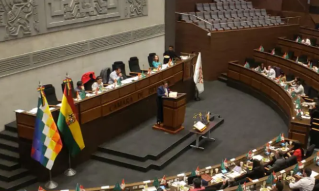 Ley de subnacionales no logra dispensación de trámite y activan cuarto intermedio en Diputados