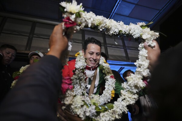 Lara apunta a retomar los trámites de su partido: “El sueño es sacar la personería”