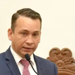 Saucedo dice que el ministro de Justicia tiene un sentencia “debidamente ejecutoriada” que no se registró por la “omisión” de un juez