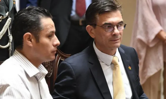 “Tienes una labor dura de consenso”: Paz plantea a Lara reformar las leyes económicas y allanar las inversiones