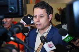 “Decreto mata decreto”: Lara anuncia que pedirá anular el pago del bono navideño en el sector público