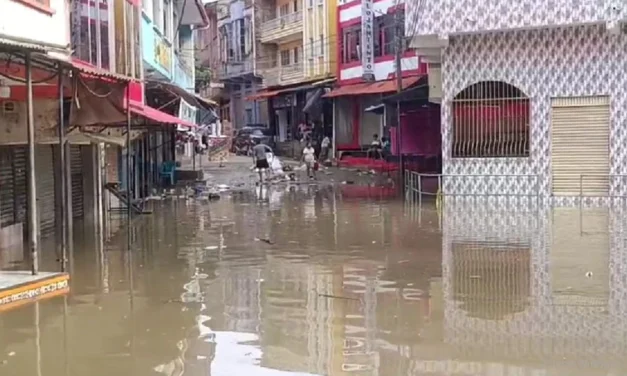 Riada afecta a 600 familias en Guanay y alcalde señala a OTB por la minería ilegal