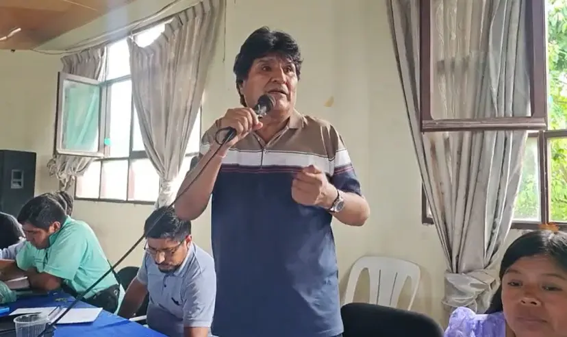 «Donde sea, como sea, ¡inscríbanse»; la orden de Evo ante caída de Morena