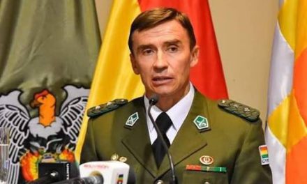 Comandante general de la Policía se reúne con Lara y dice que este martes se anunciarán medidas contra la corrupción 