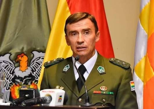Comandante general de la Policía se reúne con Lara y dice que este martes se anunciarán medidas contra la corrupción 