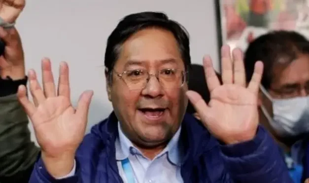 Fiscal general señala que Arce se acogió a su derecho al silencio y que no le corresponde juicio de responsabilidades 