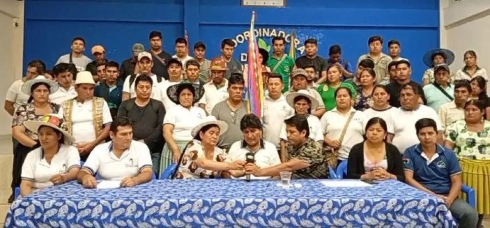 Subnacionales: Evo Morales anuncia que el exdiputado Héctor Arce será candidato a la Gobernación de Cochabamba