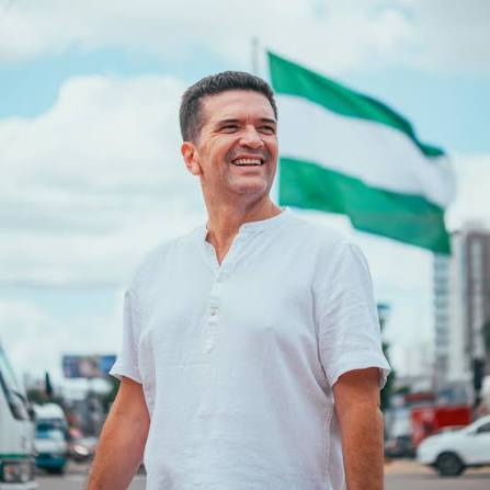 Gary Añez sella alianza con el MNR y el FRI para la Alcaldía de Santa Cruz