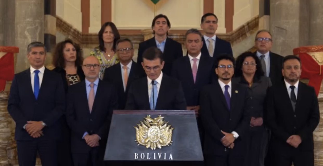 Gobierno de Rodrigo Paz anuncia nuevos precios para los hidrocarburos, entre ellos gasolina y diésel 