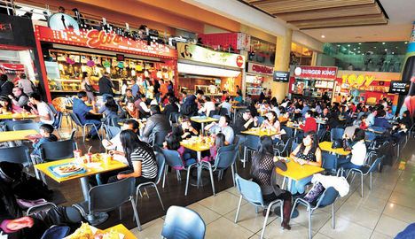 Con una reducción de ventas del 20% este año, restaurantes temen mayor perjuicio con las nuevas medidas