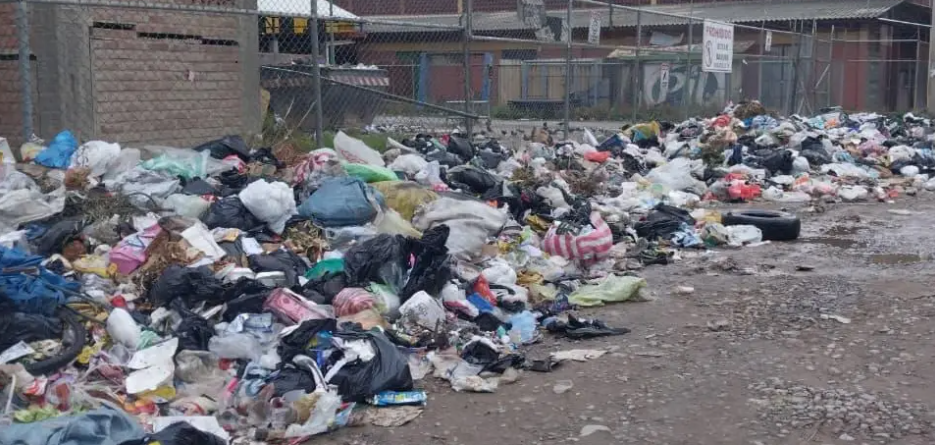Cochabamba: Ocho días de bloqueo en el botadero de Colcapirhua