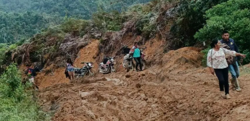 La Paz: El municipio de Apolo queda aislado por las lluvias y el mal estado de la carretera