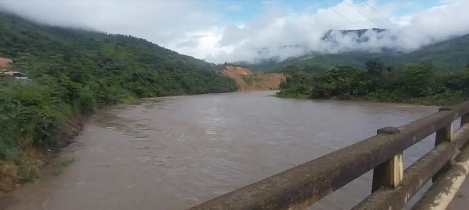 Senamhi emite alerta naranja por riesgo de desbordes de ríos en seis departamentos