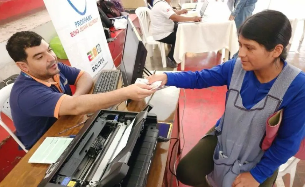 El Gobierno crea un programa de pagos extraordinarios para los adultos mayores que no tienen jubilación y sectores vulnerables