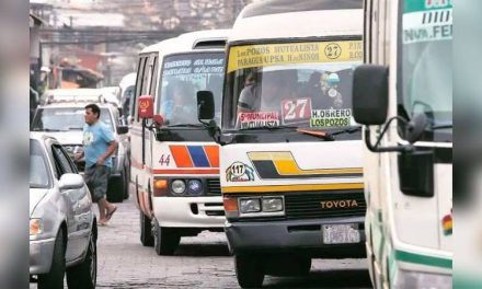Comisión Mixta del Concejo evalúa hoy la tarifa del transporte y pasaje transitorio de Bs 3 se mantiene por el momento